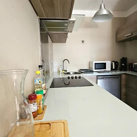 Apartamento La Parenthese Hyeroise T3 Sur Le Port De Hyères